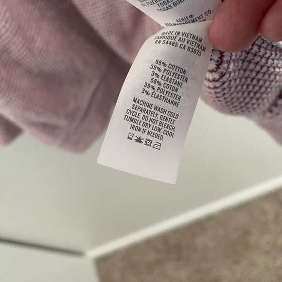 Aerie Women’s Cozy Red Oversized Sweater Size Small - Picture 5 of 5